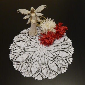 Háčkovaná dečka - Bílá